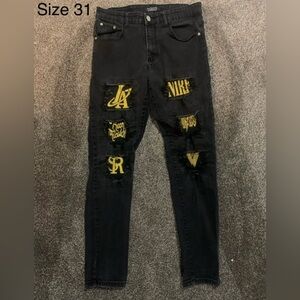 Trendy Black Skinny Jeans with yellow Patches